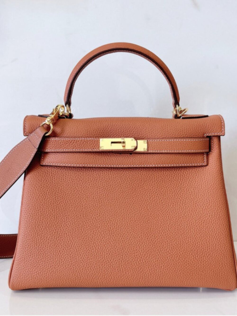 Gold Brown Luxury Handbag | Elegant 28cm Genuine Togo Leather Satchel - Picture 5 of 7
